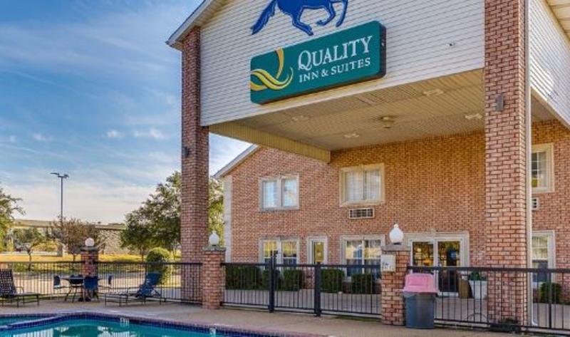 Quality Inn & Suites Φορτ Γουόρθ Εξωτερικό φωτογραφία